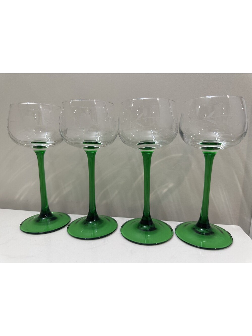 Set of 4 Vintage Luminarc France Green Stem Etched Grape Leaf Cordial Wine Glass